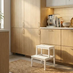 Bambusowy taboret ze schodkiem KROK, wys. 46 cm