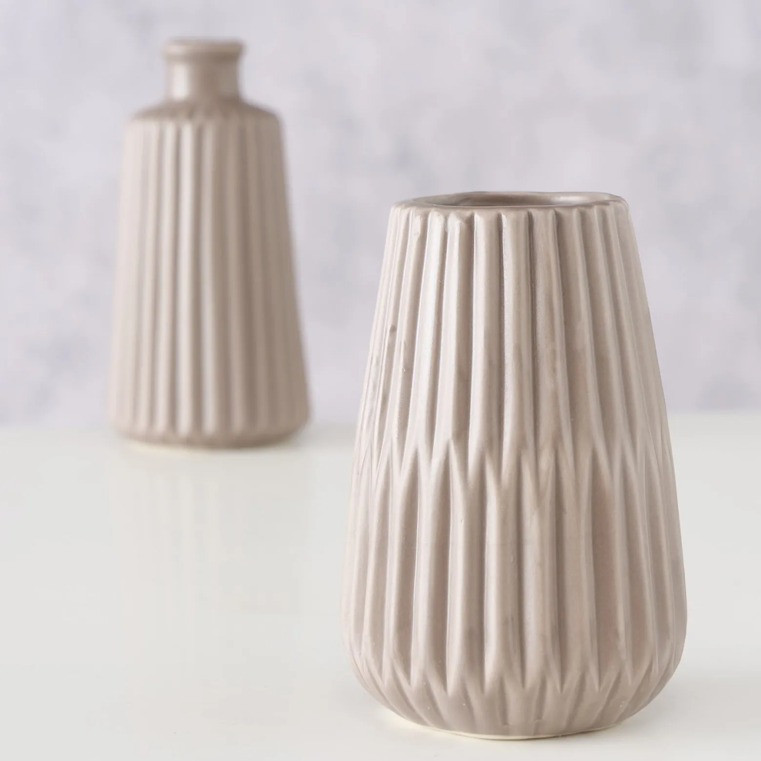 Ceramiczny wazon z tłoczonym wzorem ESKO, 18 cm