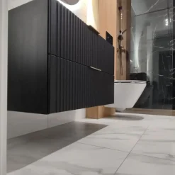Czarna Szafka pod Umywalkę 160 cm z Blatem RYFLOWANE FRONTY