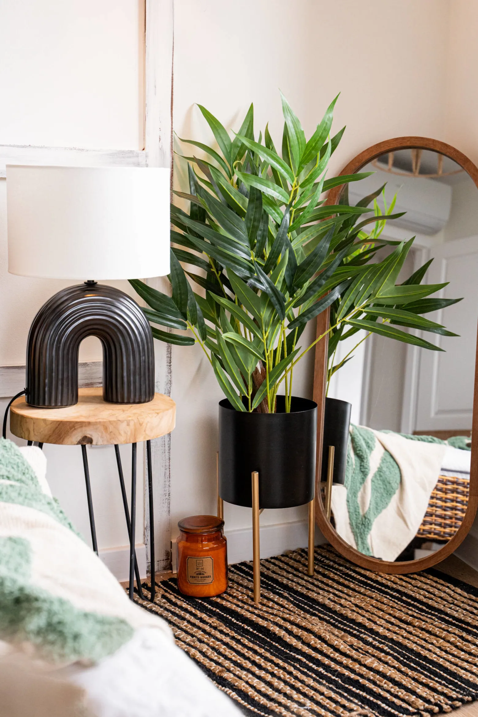 Doniczka metalowa czarna