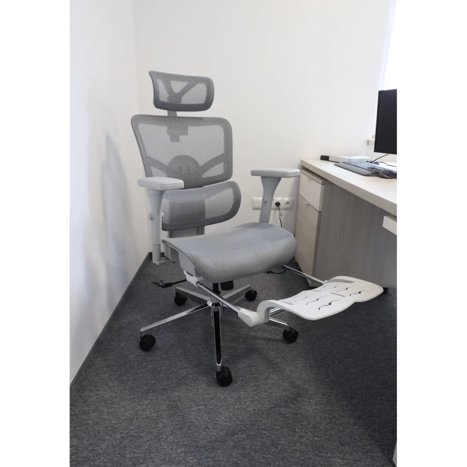 Ergonomiczny fotel biurowy regulowane krzesło z siatki - Szare