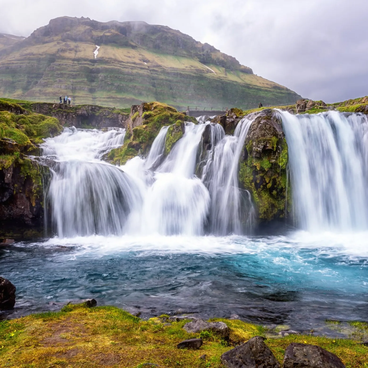 Fototapeta WODOSPAD Kirkjufellsfoss 3D 90x60cm