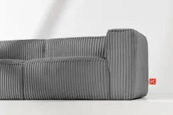 KONSIMO FEROX Nowoczesna sofa trzyosobowa w tkaninie sztruksowej