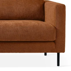 KONSIMO LUMO Trzyosobowa sofa na metalowych nóżkach, w stylu loft rudy