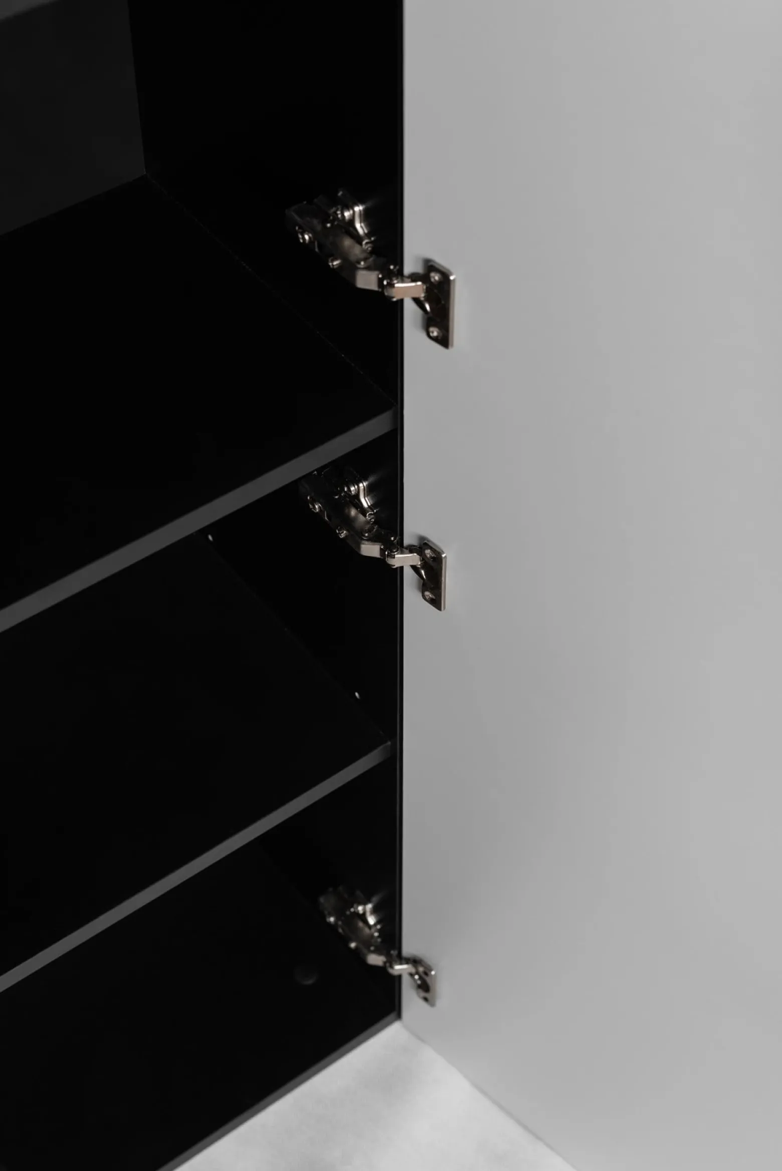 LOFT Słupek łazienkowy 136 czarny/dąb craft złoty