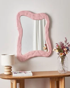 Lustro ścienne PENCRAN 60 x 80 cm Różowy