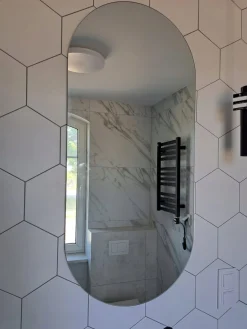 Lustro owalne łazienkowe led 50x90 podświetlane owal ledowe glamour