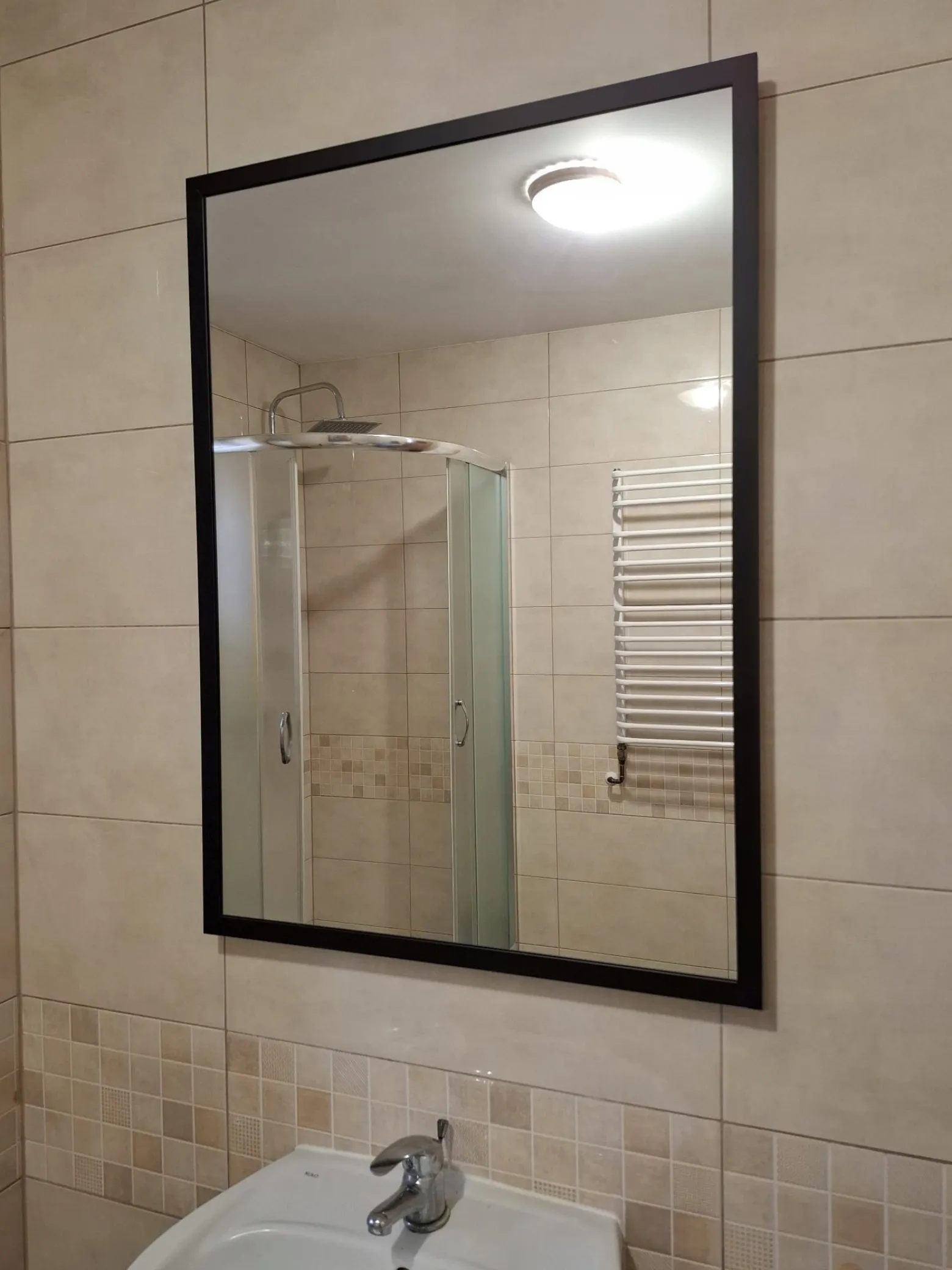 Lustro 80x80 W Czarnej Ramie Aluminiowej Mat Loft Bez Oświetlenia Loftowe