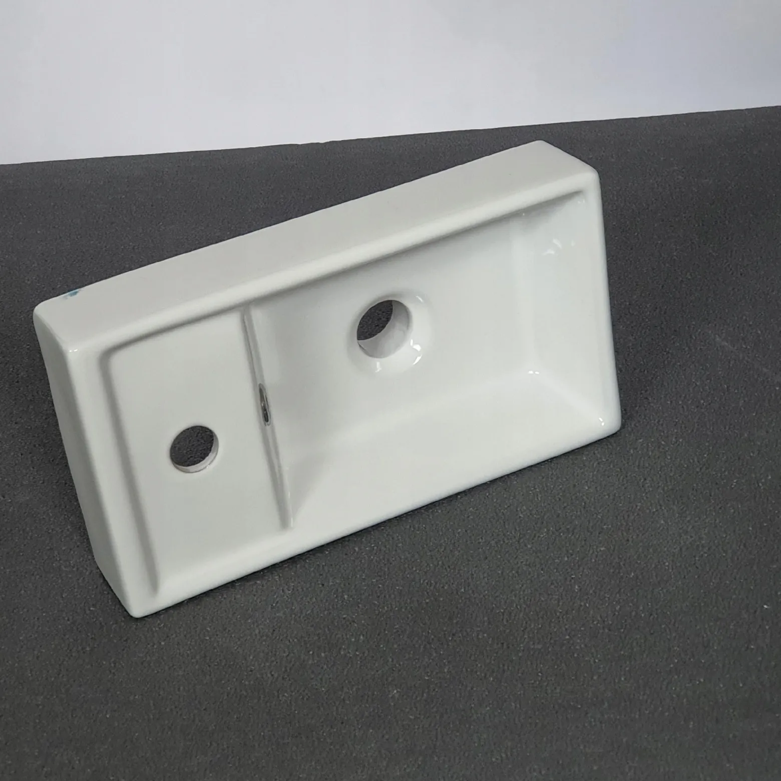 Mała Biała Szafka Łazienkowa z Umywalką 40x22x85 Stojąca