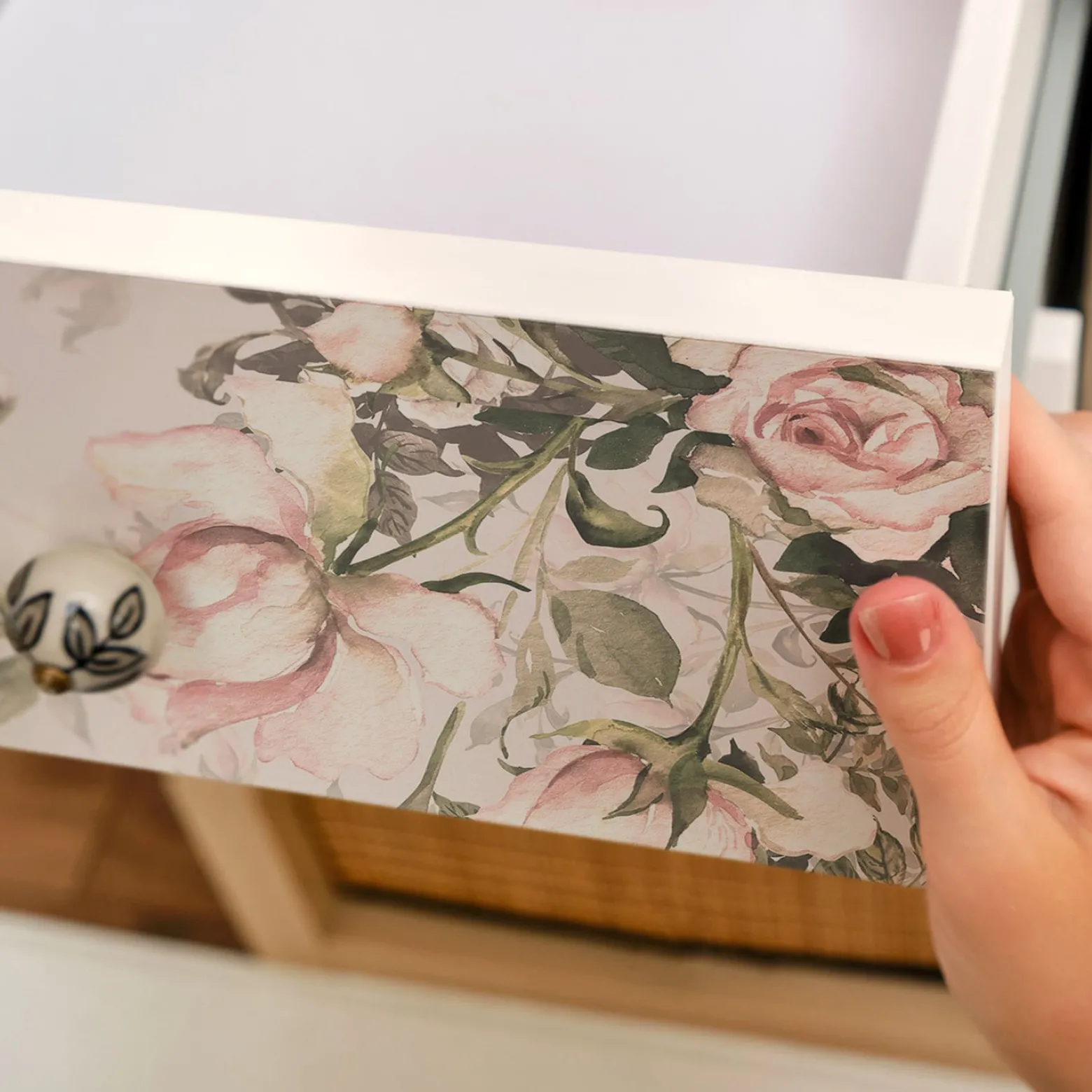Okleina na meble Różowe kwiaty 50x100 Folia samoprzylepna Laminat