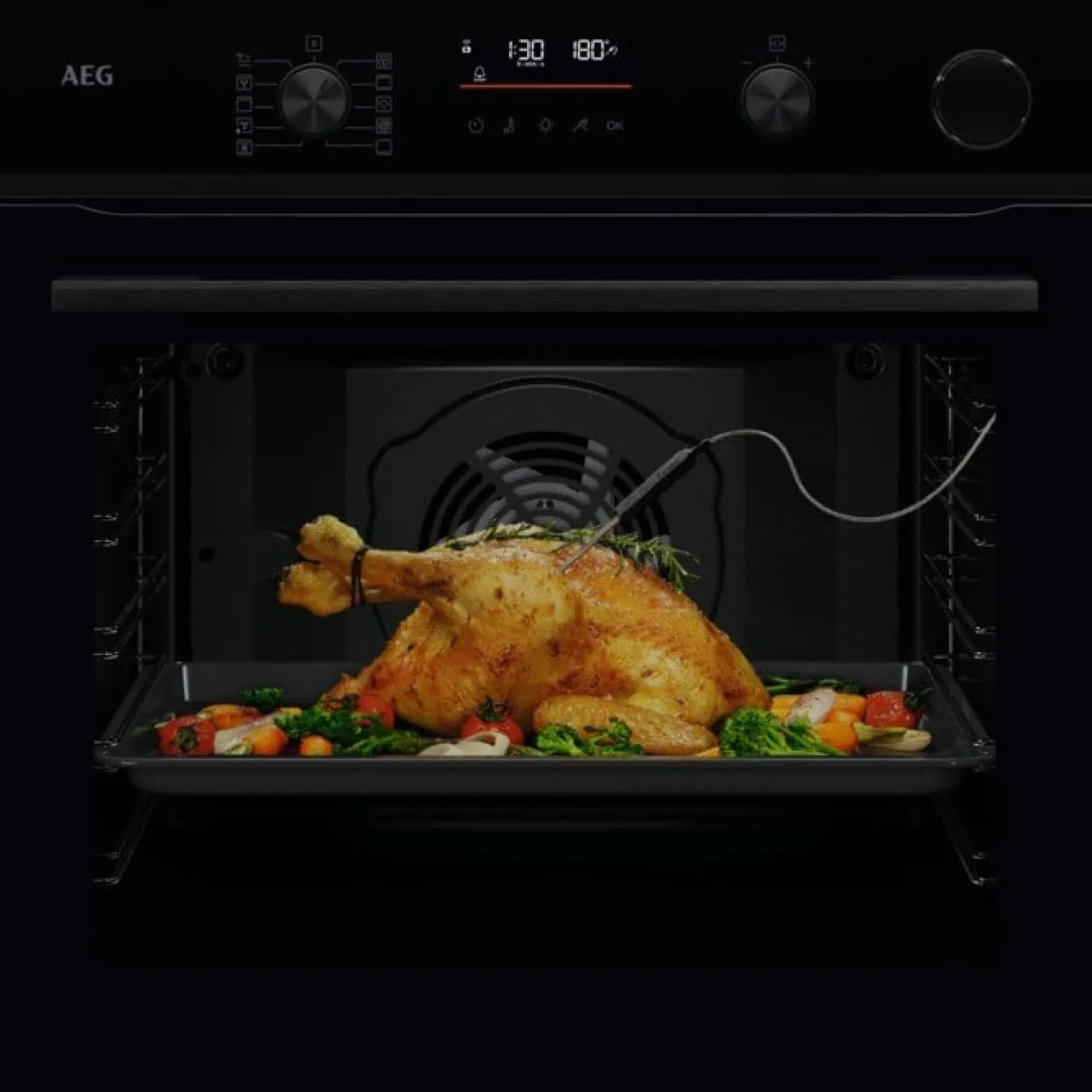 Piekarnik AEG NBR6P531SB 6000 SenseCook SteamCrisp