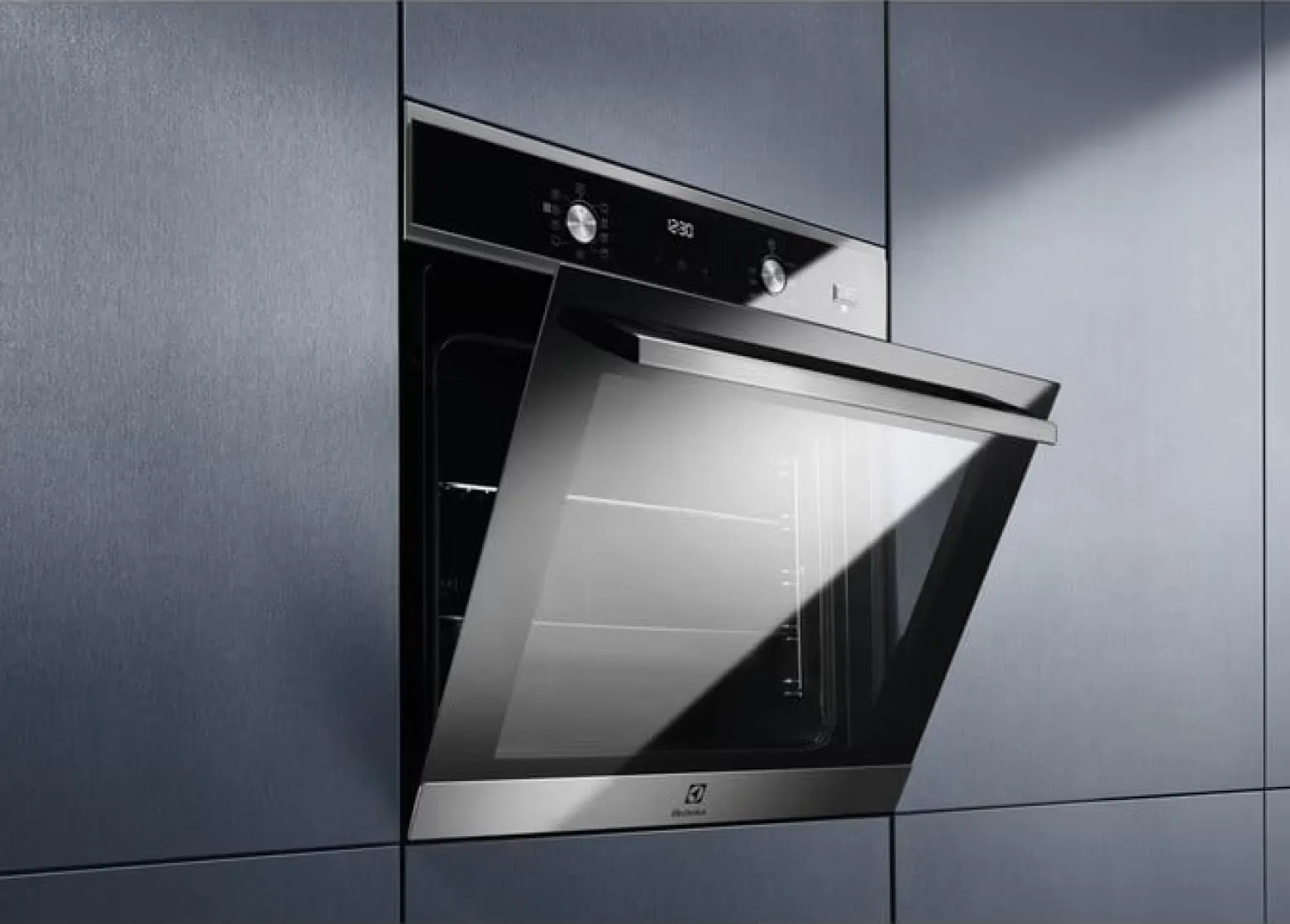 Piekarnik z funkcją pary ELECTROLUX EOD5F71X