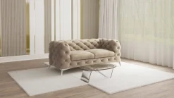 Ropez Chelsea sofa 2 osobowa pikowana beżowa nogi srebrne