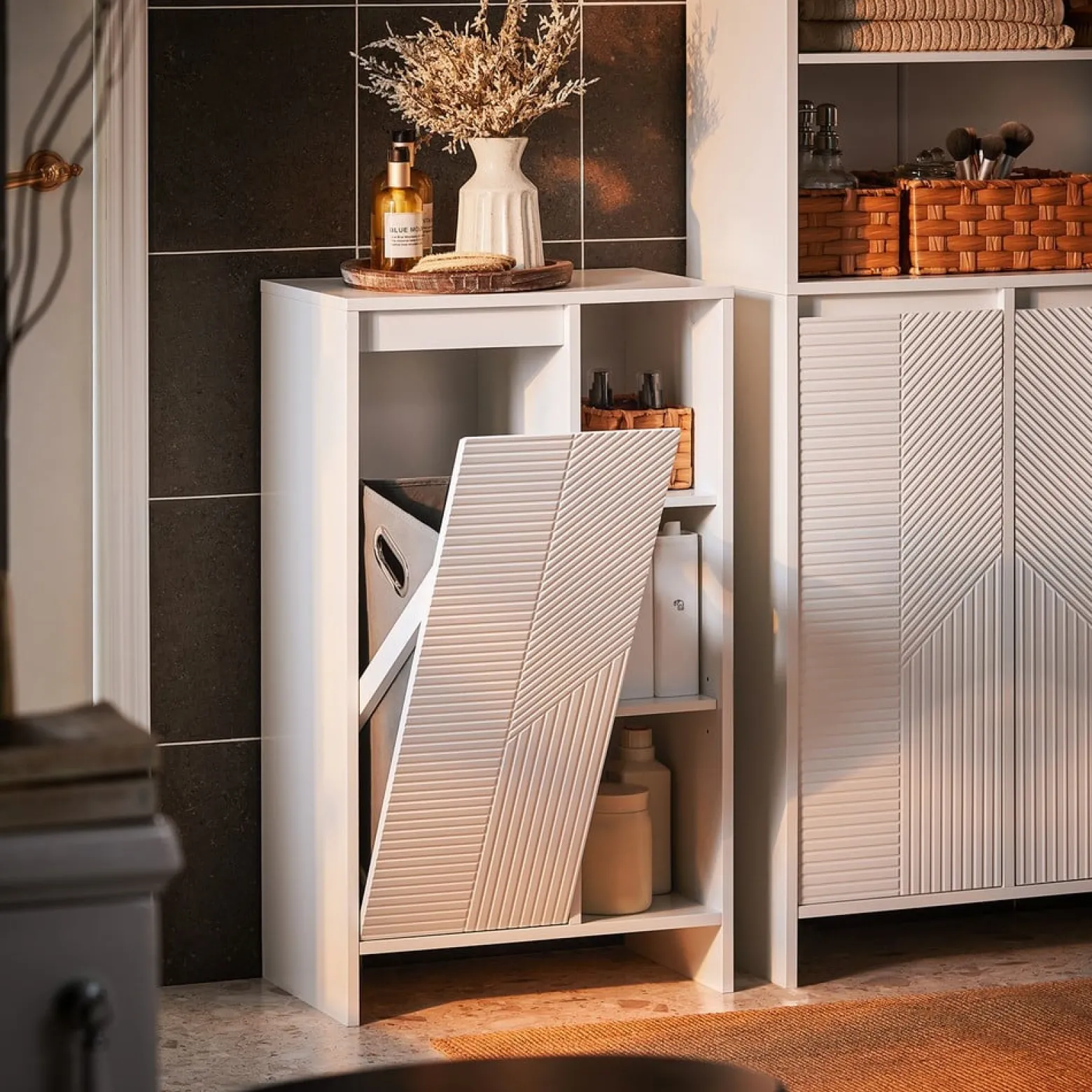 SoBuy Komoda na bieliznę z 1 drzwiami Biały 30x50x86cm Klasyczny BZR156-W