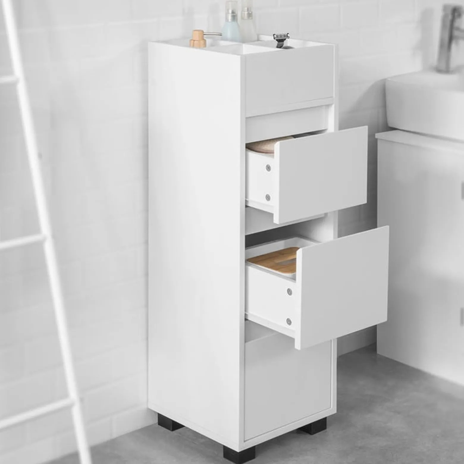 SoBuy Niska szafka łazienkowa z trzema szufladami Biały 33x30x90cm BZR29-W