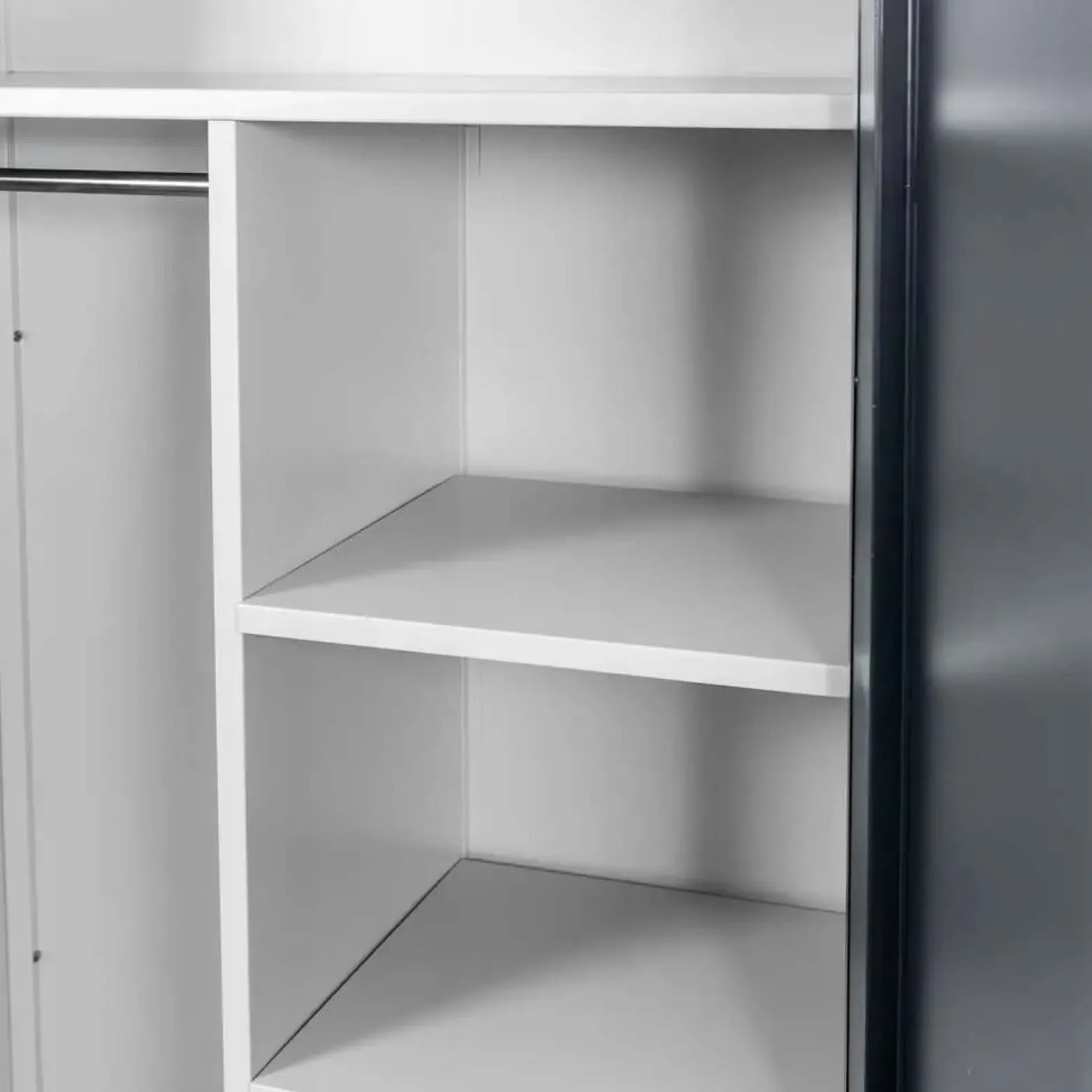 Szafa Metalowa Na Odzież Socjalna Pracownicza 185x90x45cm Mega-M