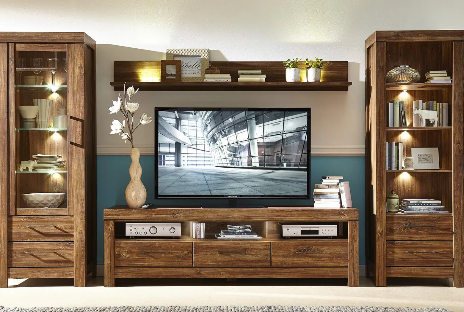 Szafka RTV Gent 200 cm z 3 szufladami i półką dąb stirling