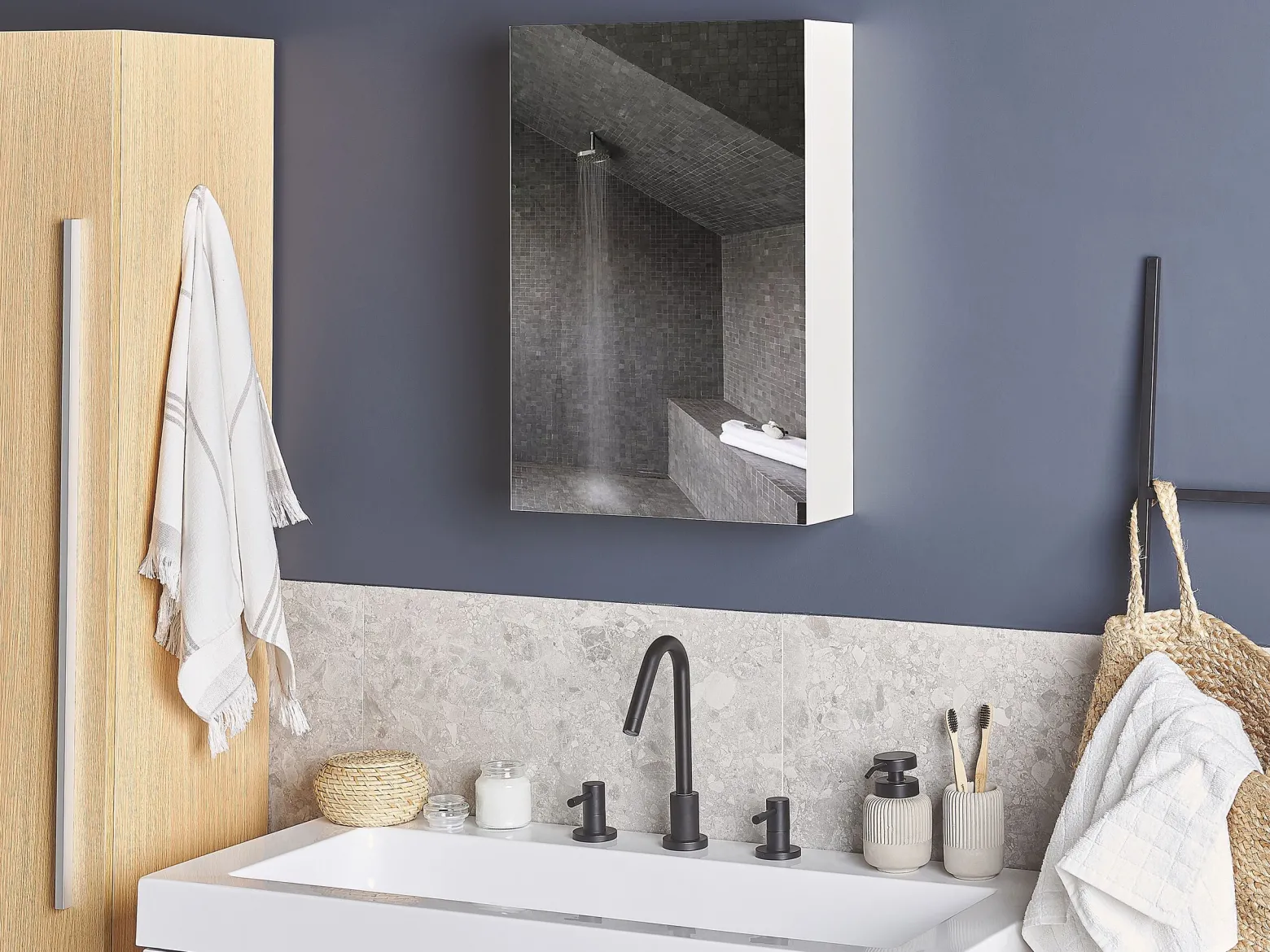 Szafka wisząca łazienkowa z lustrem PRIMAVERA 40 cm 60 cm Biały