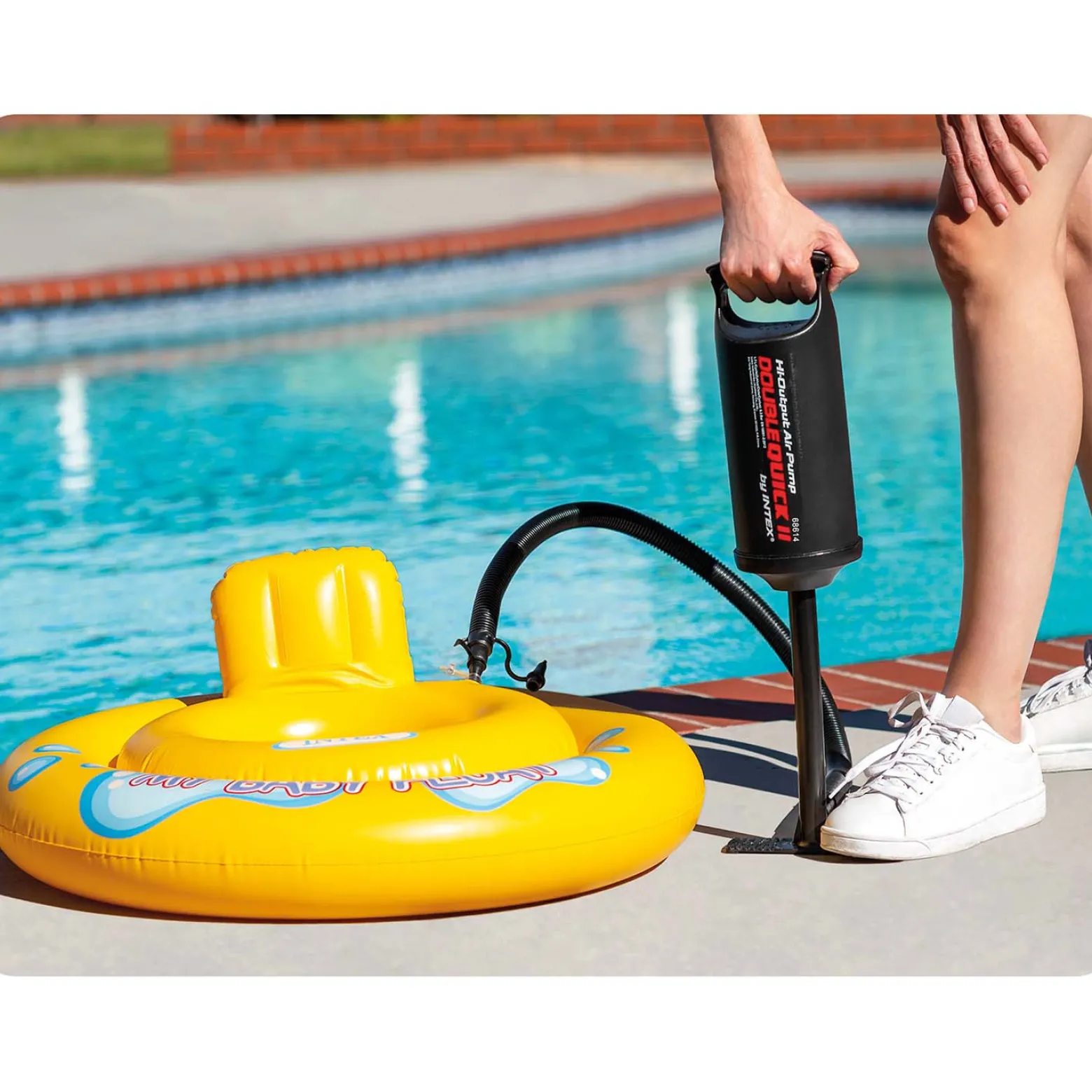 Uniwersalna ręczna pompka tłokowa 36 cm INTEX 68614