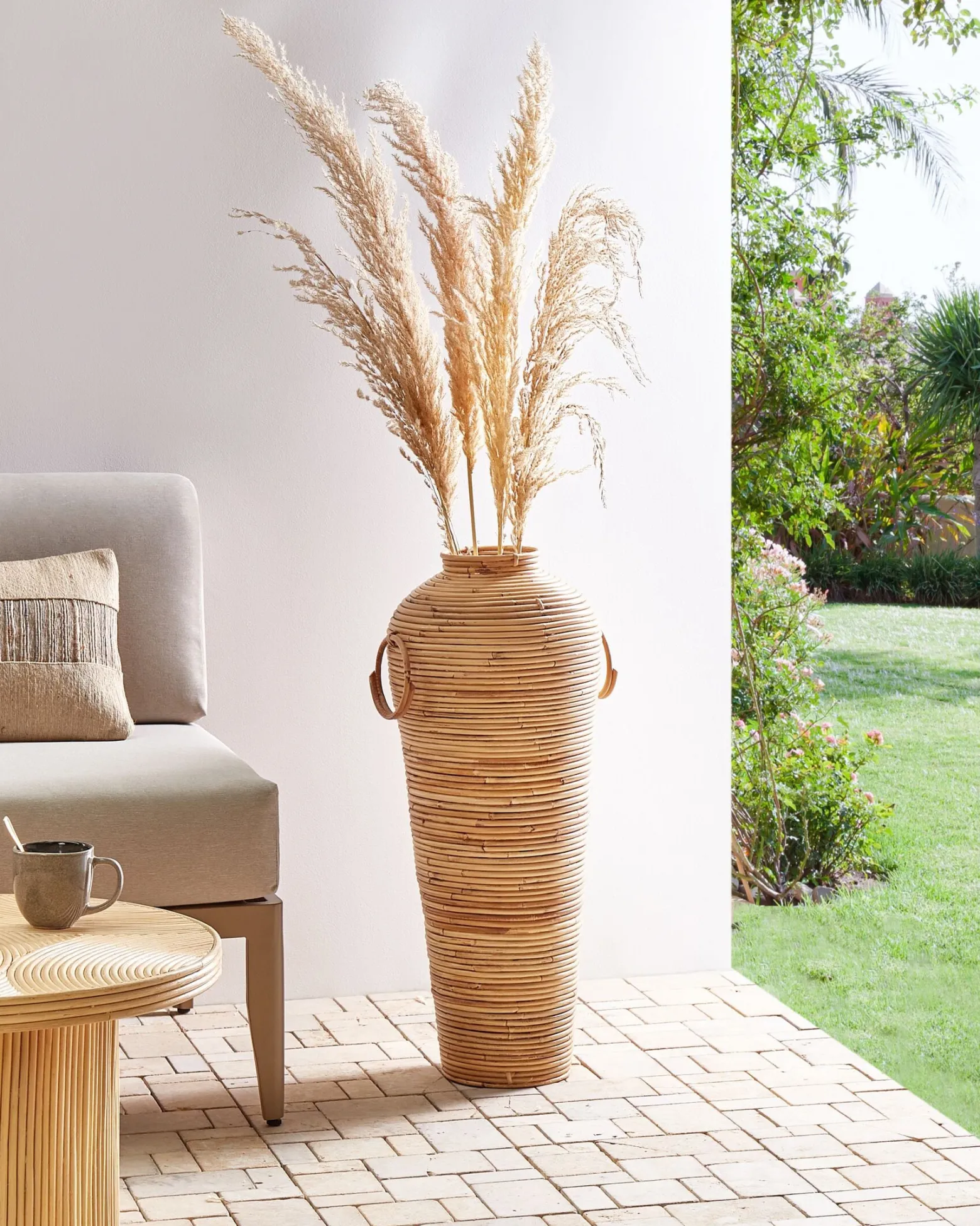 Wazon dekoracyjny rattanowy styl naturalny 70 cm
