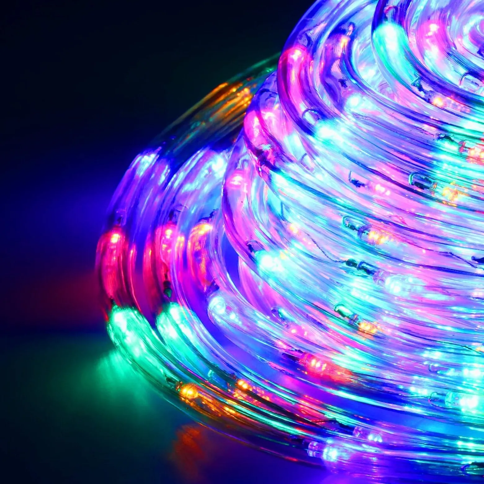 Wąż świetlny 720 Led multikolor 30m z programatorem IP44