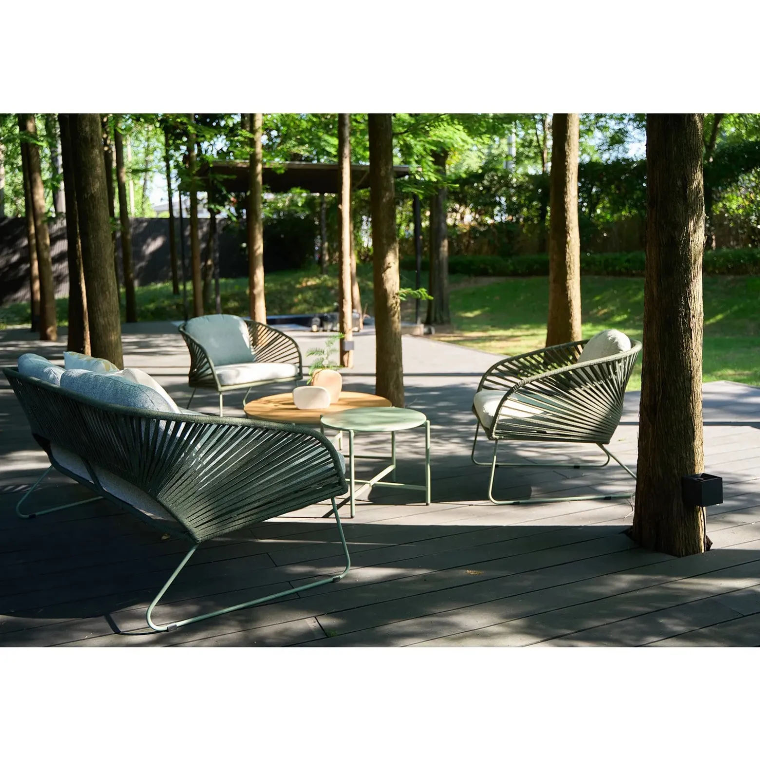 Zestaw MEBLE OGRODOWE Novella beż sofa, 2 fotele i stoliki